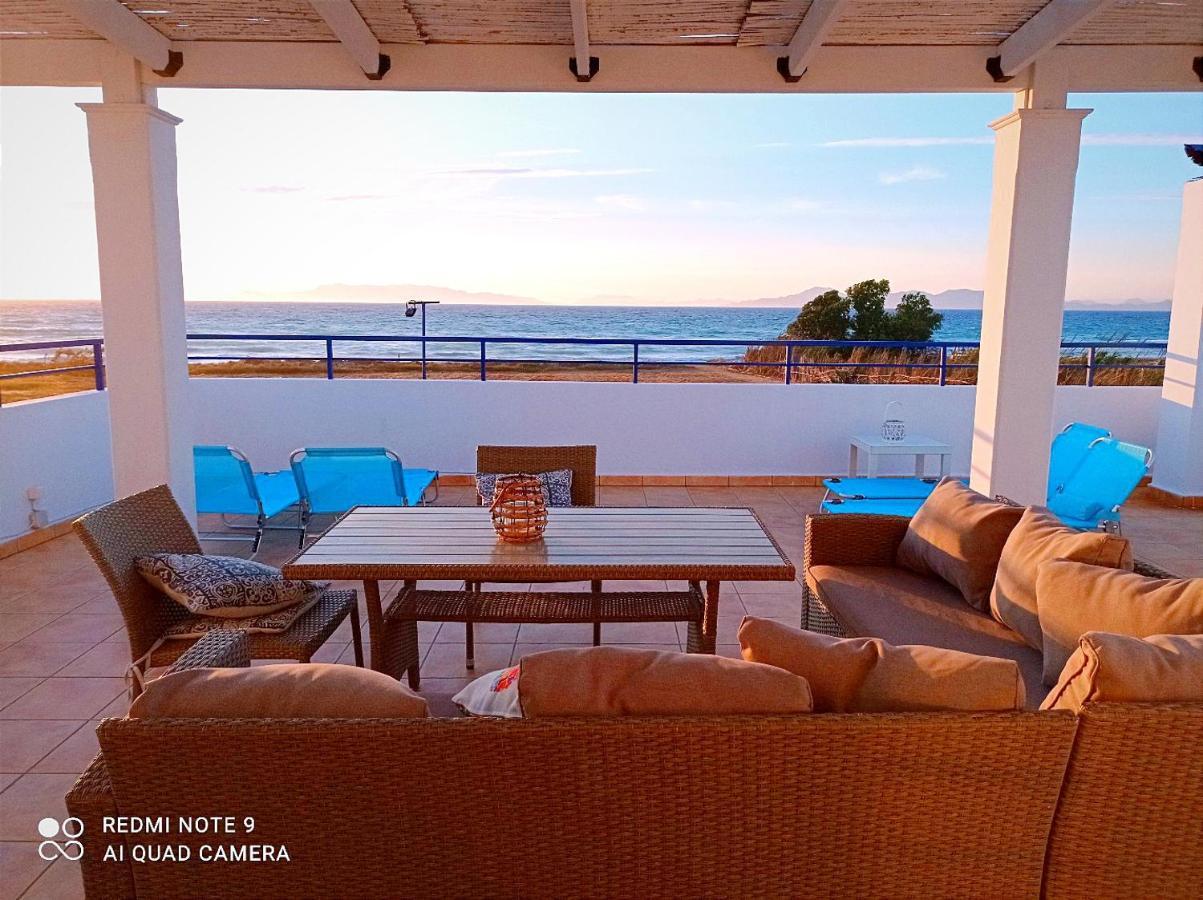 Nautilus Beach House Парадейси Экстерьер фото