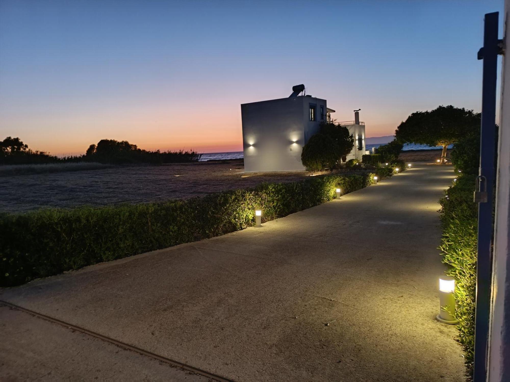 Nautilus Beach House Парадейси Экстерьер фото
